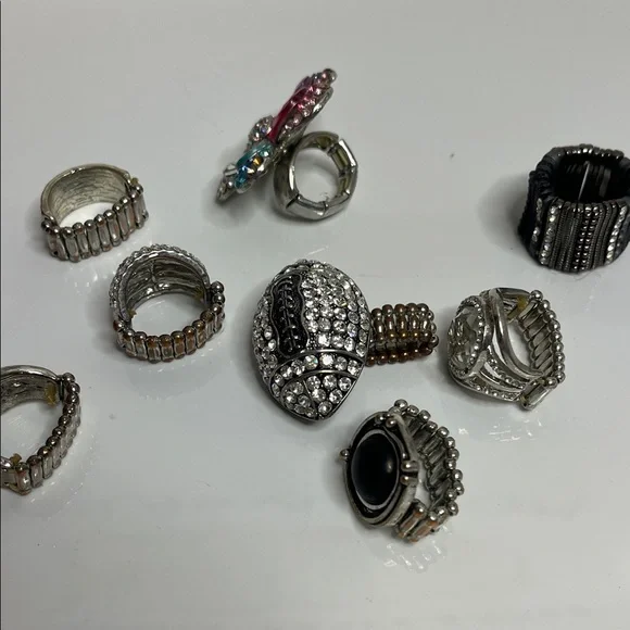 Bundle Silvertone Stretchy Crystal Rings - Picture 4 of 8